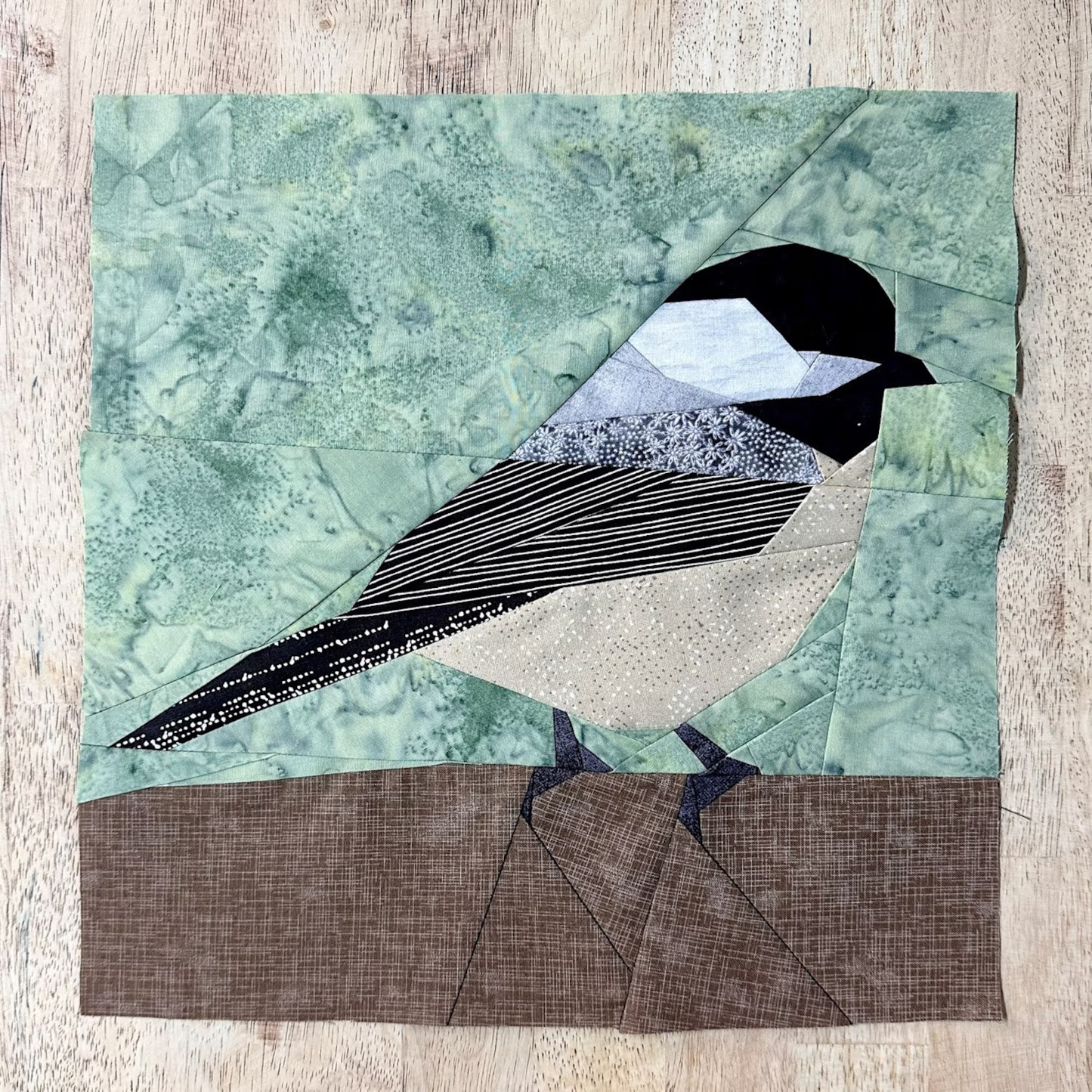 02/23 Beginner Foundation Paper Piecing - Black-Capped Chickadee